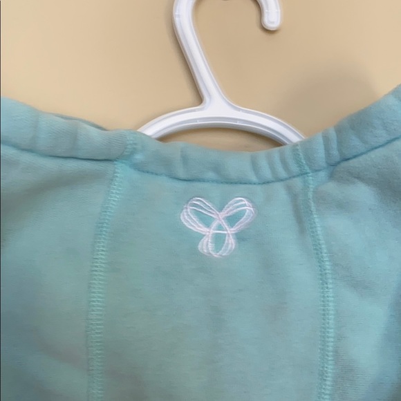 TNA Hoodie - Picture 5 of 6